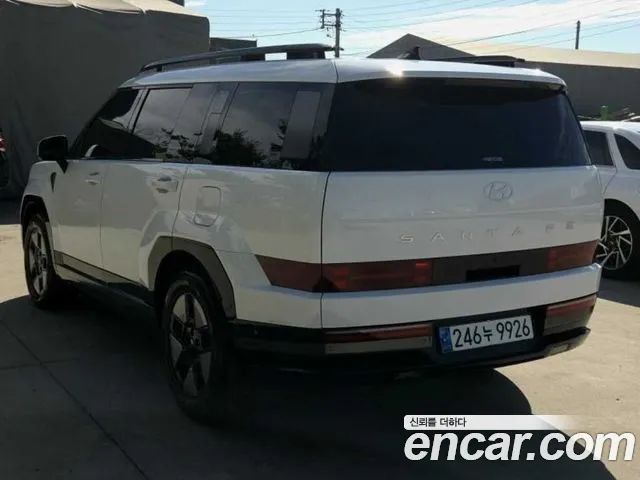 Hyundai Santa Fe 2024 thumb 3