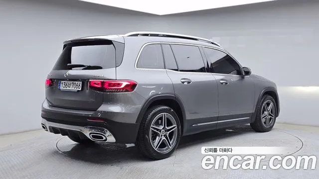 Mercedes-Benz GLB 2023 thumb 2
