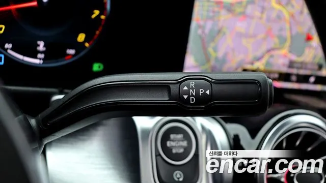 Mercedes-Benz GLB 2023 thumb 9