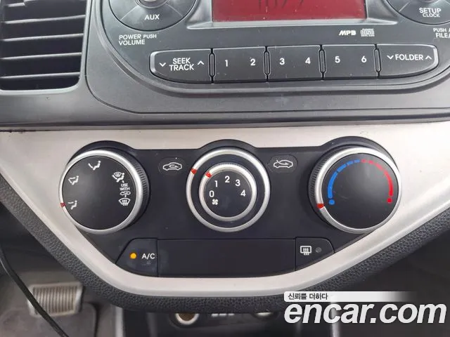 Kia Morning 2011 thumb 12