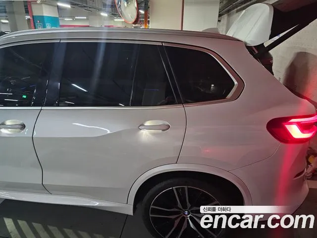 BMW X5 2021 thumb 3