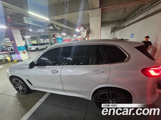 BMW X5 2021 thumb 11