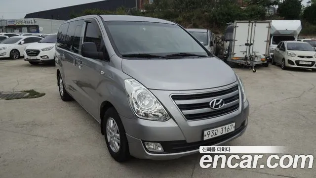 Hyundai Starex 2017 thumb 3