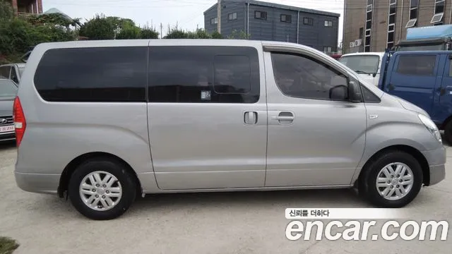 Hyundai Starex 2017 thumb 8