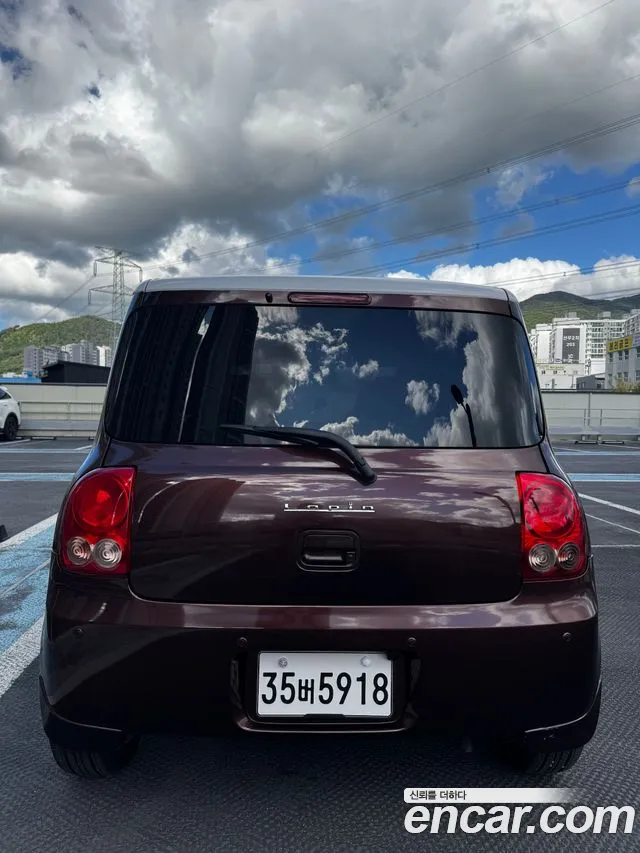 Suzuki Alto Lapin 2012 thumb 4
