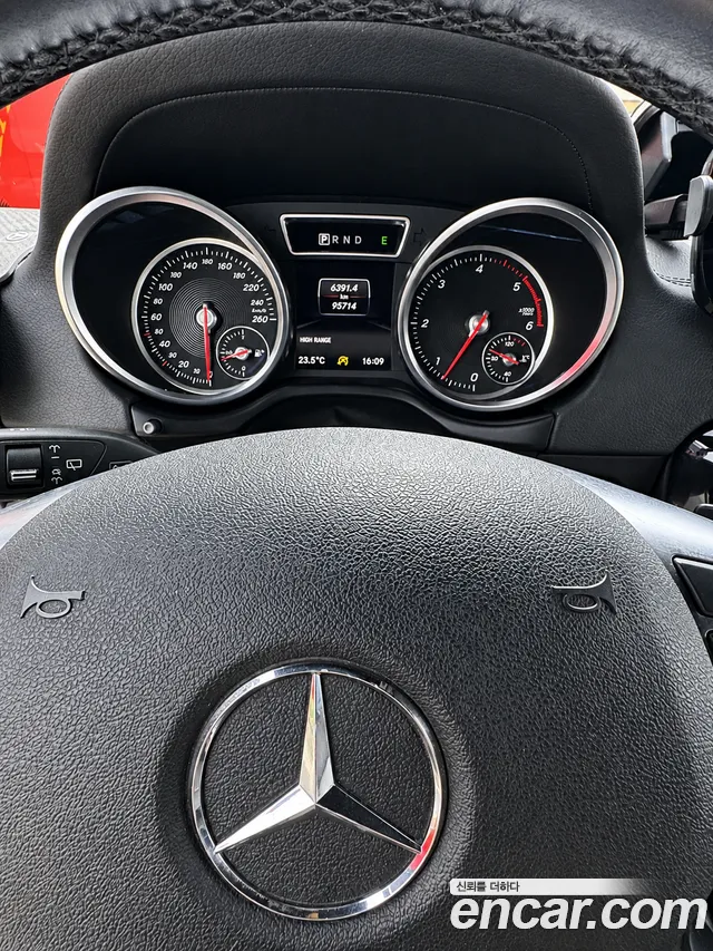 Mercedes-Benz G-Класс 2017 thumb 5