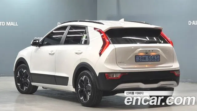 Kia Niro 2022 thumb 4