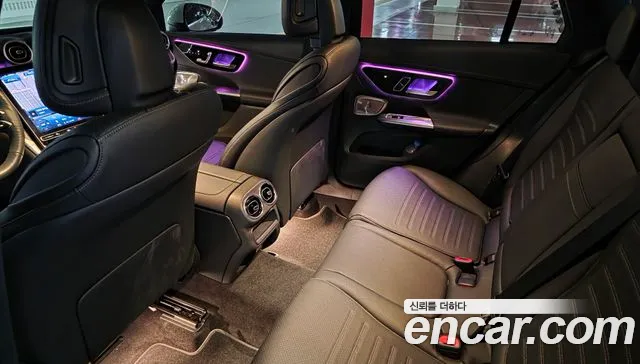 Mercedes-Benz GLC 2024 thumb 9