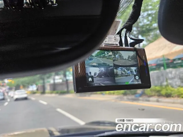 MINI Cooper Convertible 2019 thumb 3