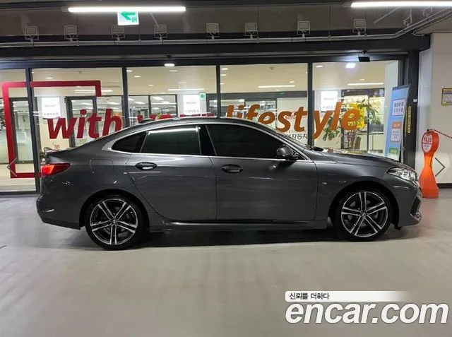 BMW 2-Series 2021 thumb 3