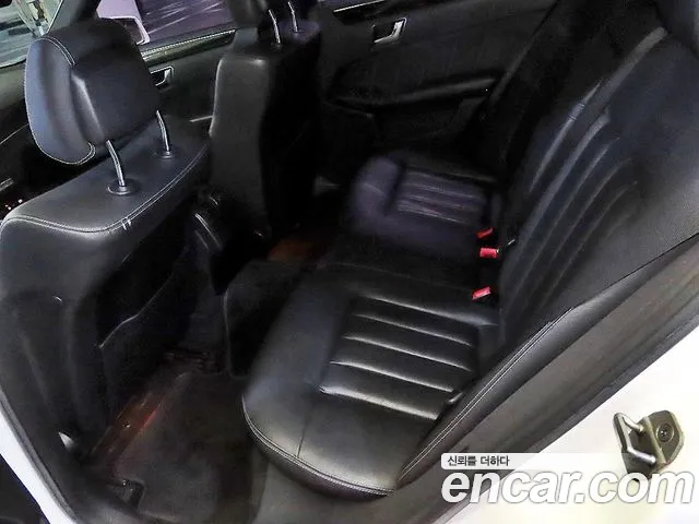 Mercedes-Benz E-Класс 2015 thumb 7
