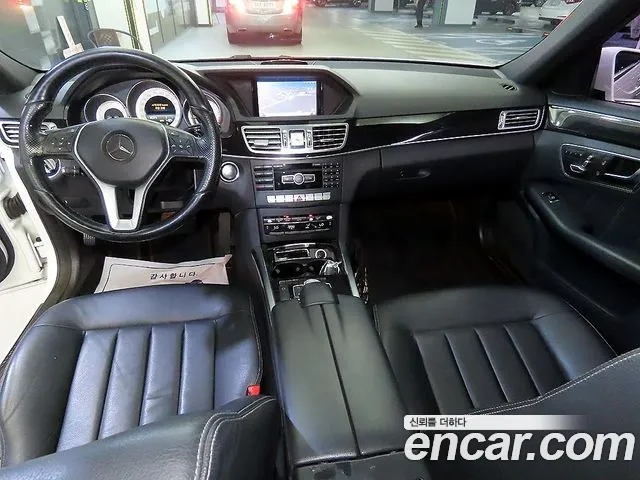 Mercedes-Benz E-Класс 2015 thumb 10