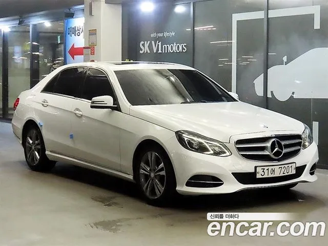Mercedes-Benz E-Класс 2015 thumb 11
