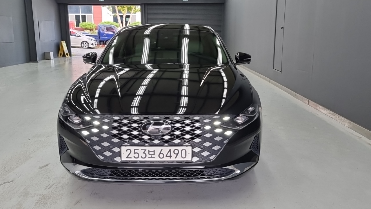 Hyundai Grandeur 2022 thumb 3