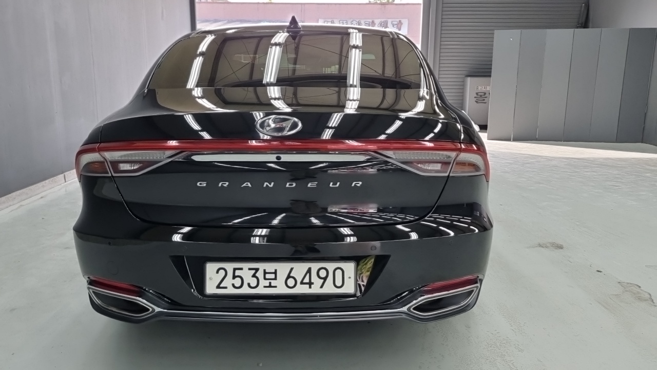 Hyundai Grandeur 2022 thumb 4