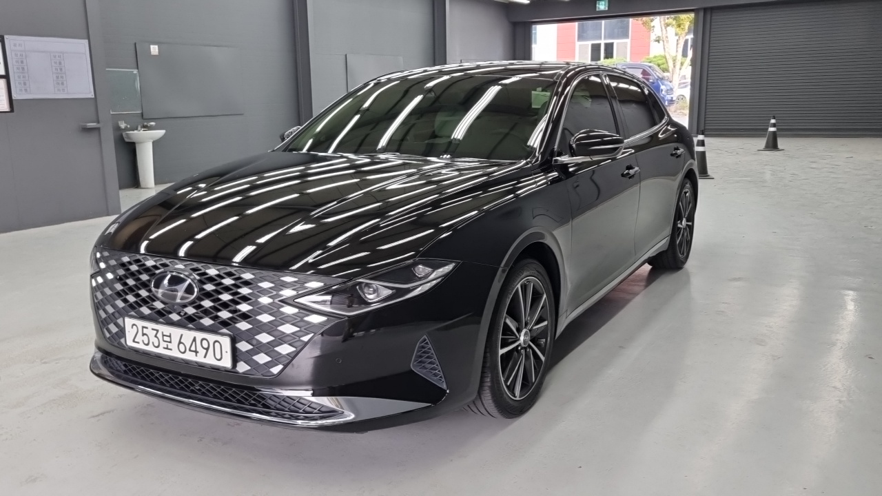 Hyundai Grandeur 2022 thumb 11