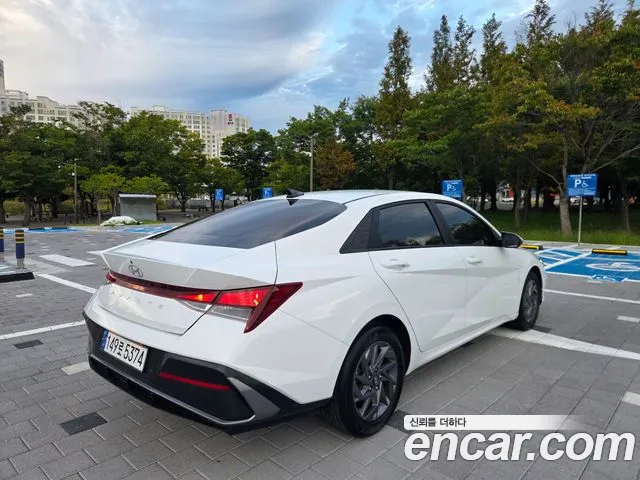 Hyundai Avante 2023 thumb 4