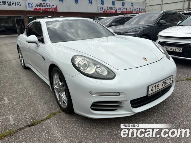 Porsche Panamera 2014 thumb 2