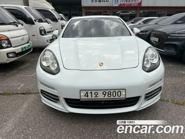 Porsche Panamera 2014 thumb 12