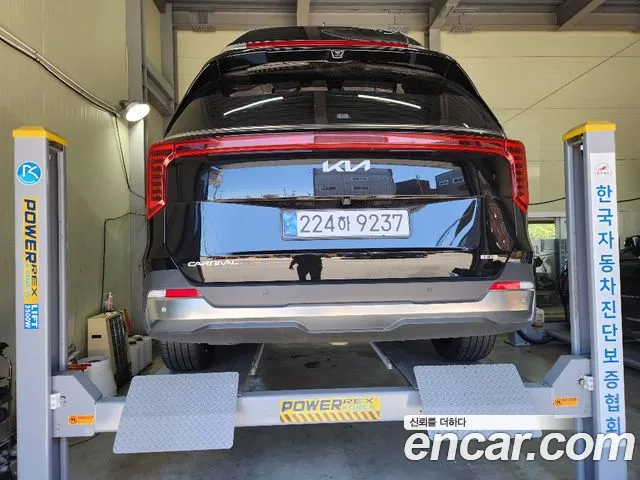 Kia Carnival 2025 thumb 2