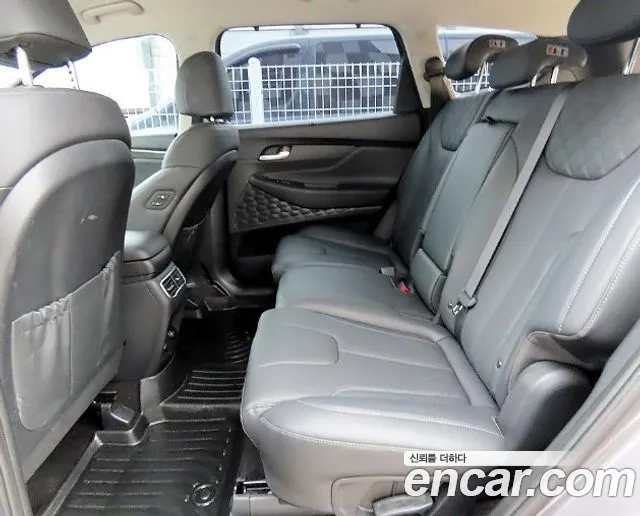 Hyundai Santa Fe 2023 thumb 6