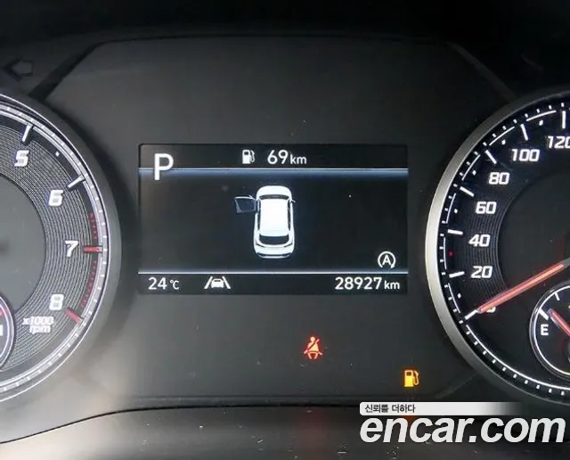 Hyundai Santa Fe 2023 thumb 9