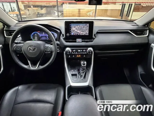 Toyota RAV4 2023 thumb 7