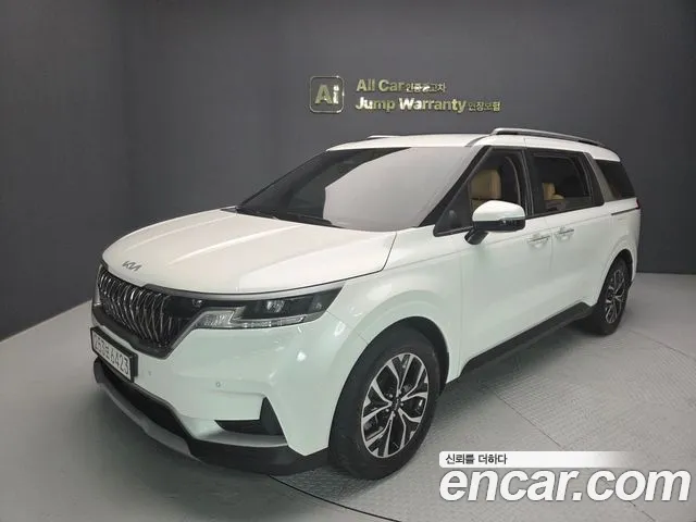 Kia Carnival 2023 thumb 3