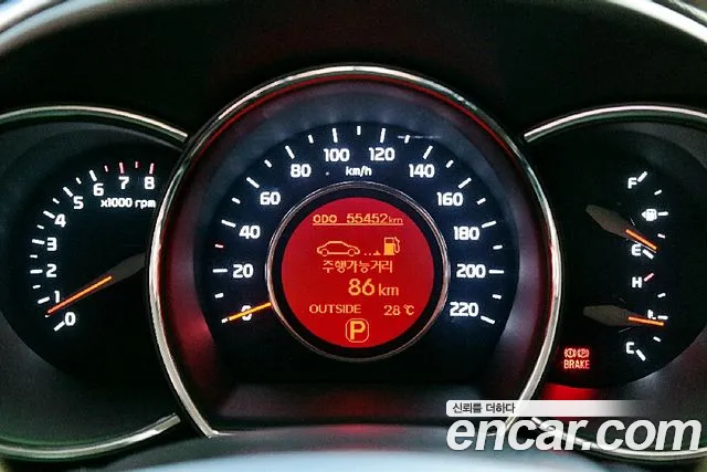 Kia Pride 2012 thumb 8