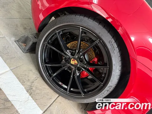 Porsche Cayman 2022 thumb 5