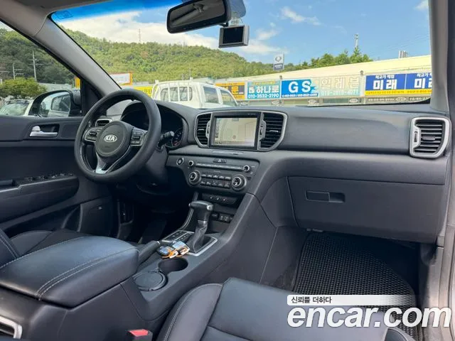 Kia Sportage 2015 thumb 9