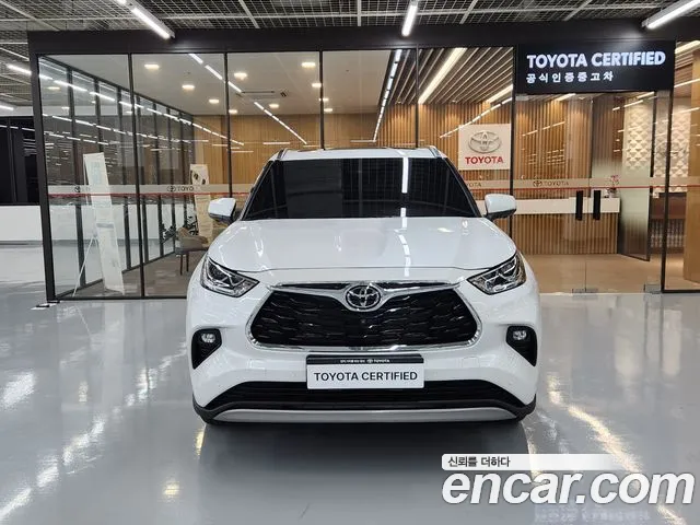 Toyota Highlander 2025 thumb 3
