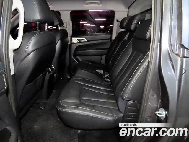 KG_Mobility_Ssangyong Rexton 2018 thumb 8