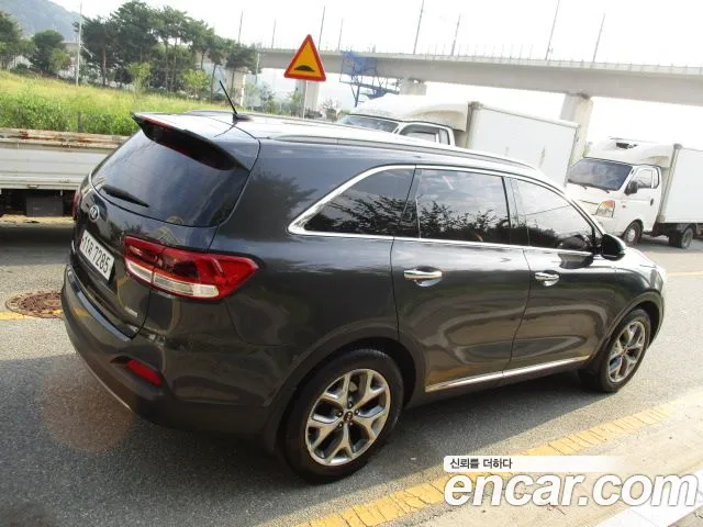 Kia Sorento 2015 thumb 5