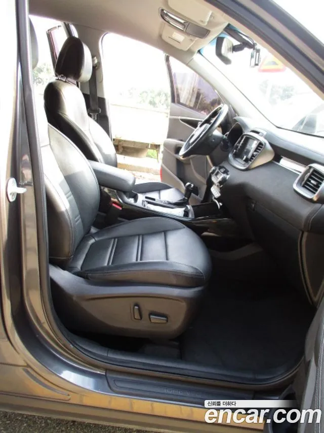 Kia Sorento 2015 thumb 9