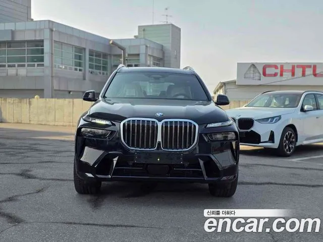 BMW X7 2026 thumb 3