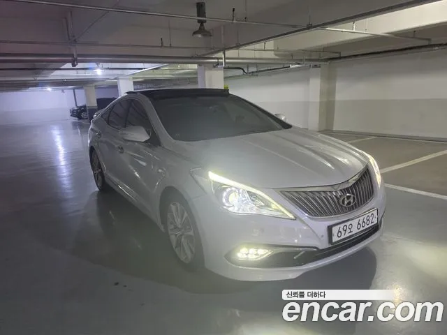 Hyundai Grandeur 2014 thumb 10
