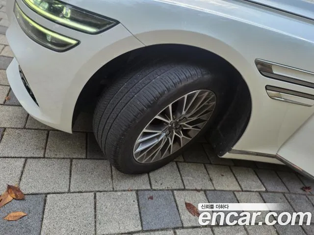 Genesis G80 2021 thumb 5