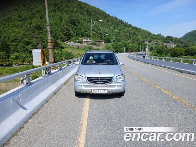 Mercedes-Benz M-class 2001 thumb 12