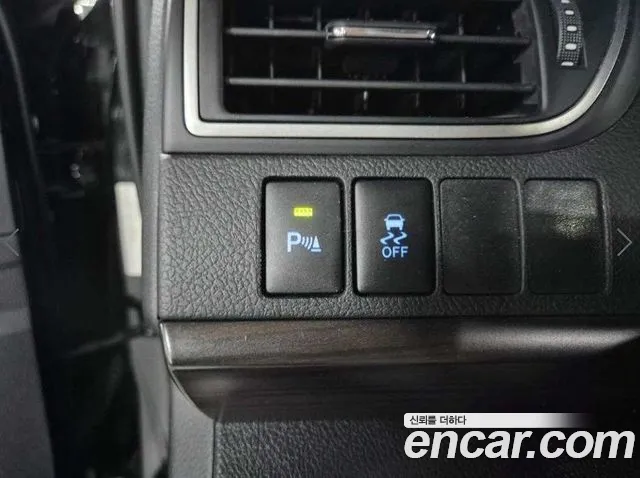 Toyota Camry 2015 thumb 10