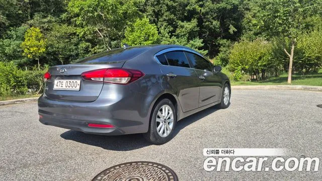 Kia K3 2016 thumb 5