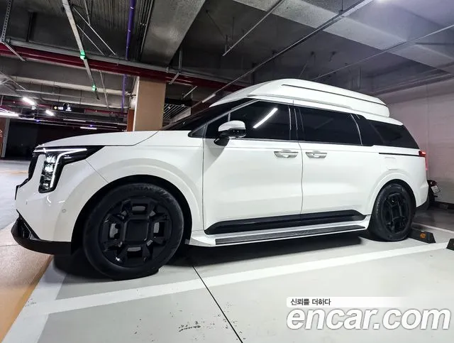 Kia Carnival 2024 thumb 9