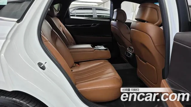 Genesis G80 2020 thumb 12