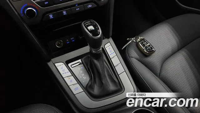 Hyundai Avante 2016 thumb 9
