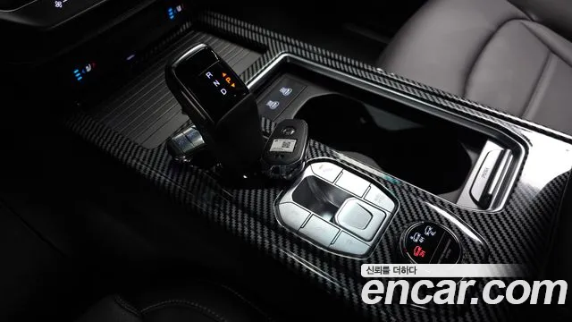 KG_Mobility_Ssangyong Rexton 2025 thumb 9