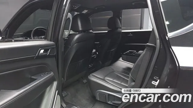 KG_Mobility_Ssangyong Rexton 2025 thumb 11