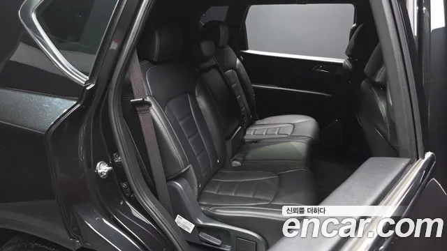 KG_Mobility_Ssangyong Rexton 2025 thumb 12
