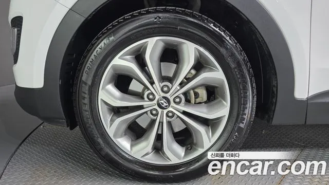 Hyundai Santa Fe 2012 thumb 5