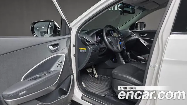 Hyundai Santa Fe 2012 thumb 11