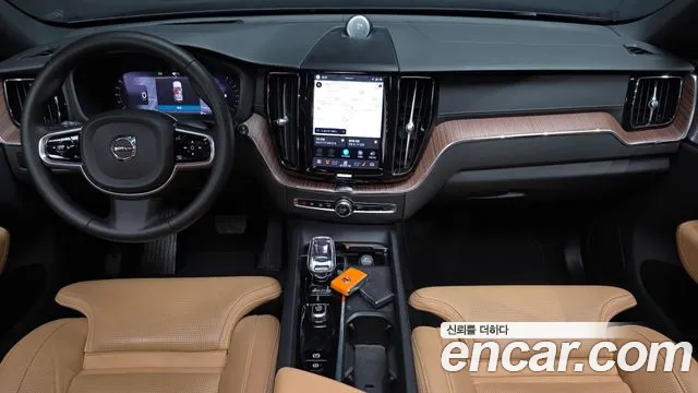 Volvo XC60 2023 thumb 6